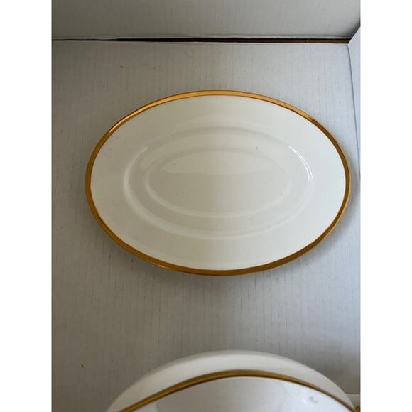 Lenox Eternal Ivory/24 KT. Gold TRIM Gravy Boat & Underplate Mint - Picture 2 of 6